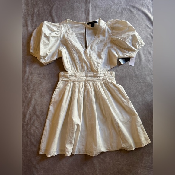 French Connection White Wrap Pleated Mini Dress - Picture 10 of 11